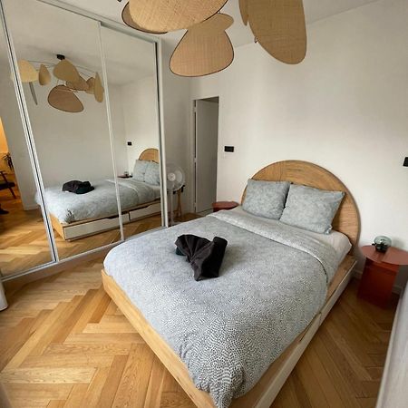 Appartamento Exclusive Flat By Luxuio - Nearby Eiffel Tower Parigi Esterno foto